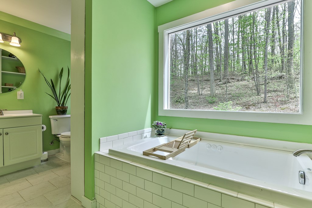 2001 Big Creek Road, Ellijay