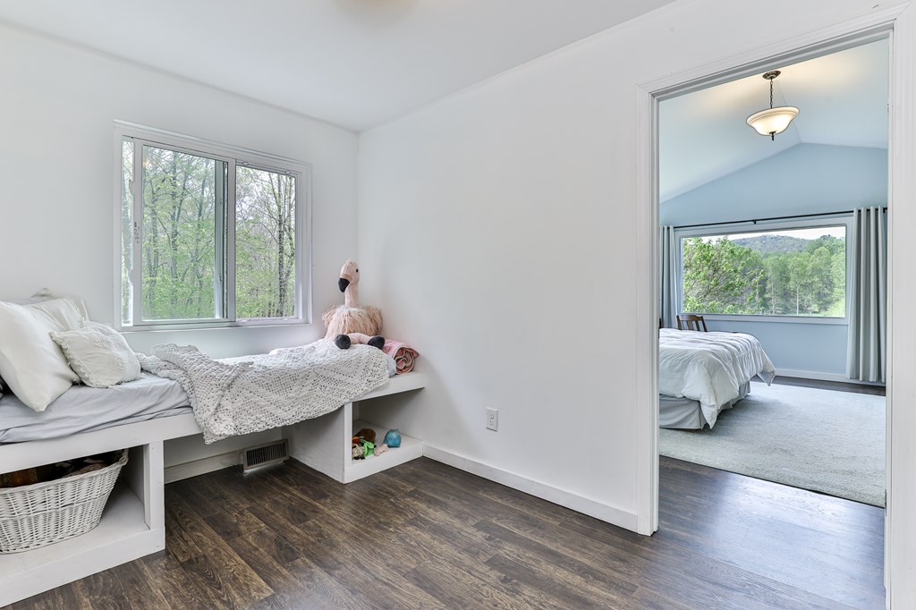 2001 Big Creek Road, Ellijay