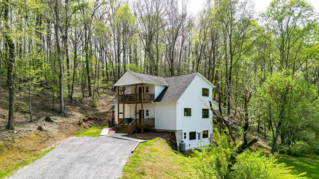 2001 Big Creek Road, Ellijay