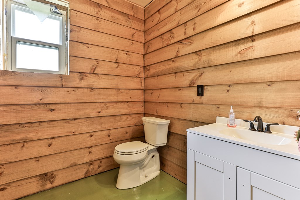 2001 Big Creek Road, Ellijay