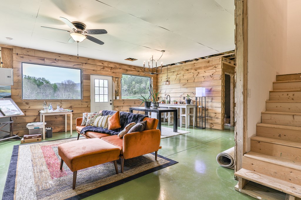 2001 Big Creek Road, Ellijay