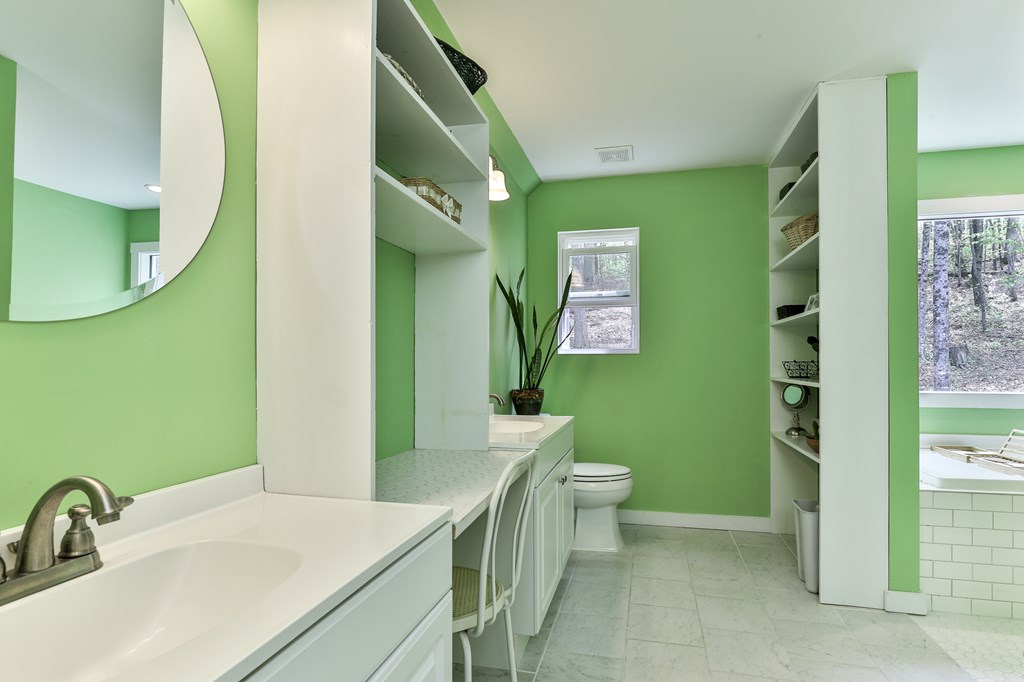 2001 Big Creek Road, Ellijay