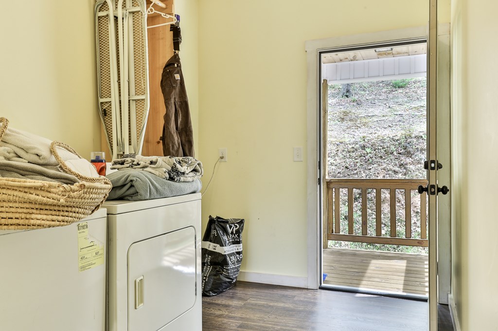 2001 Big Creek Road, Ellijay