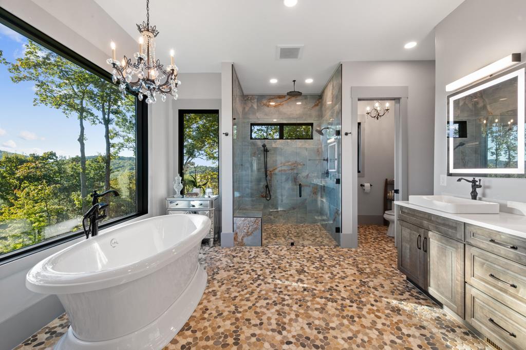 462 Tanager Trail, Ellijay