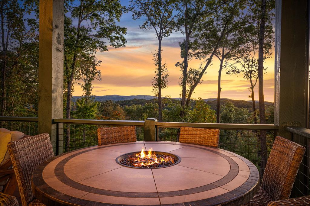 462 Tanager Trail, Ellijay