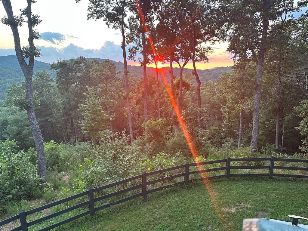 462 Tanager Trail, Ellijay