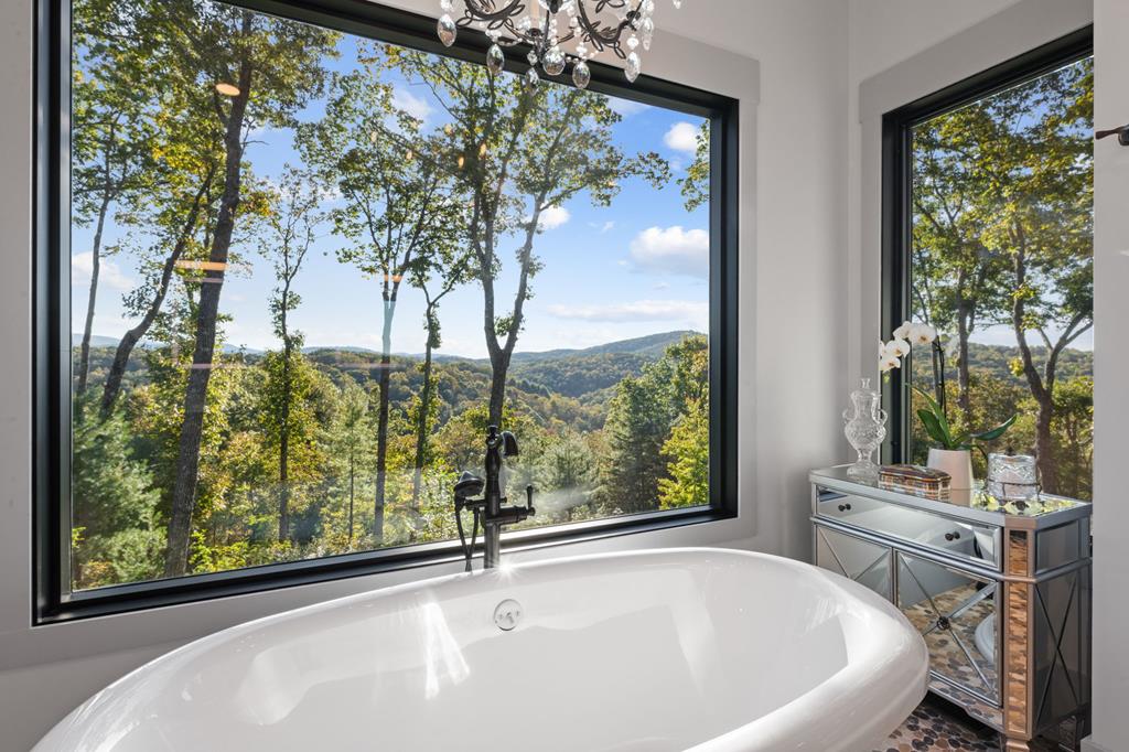 462 Tanager Trail, Ellijay