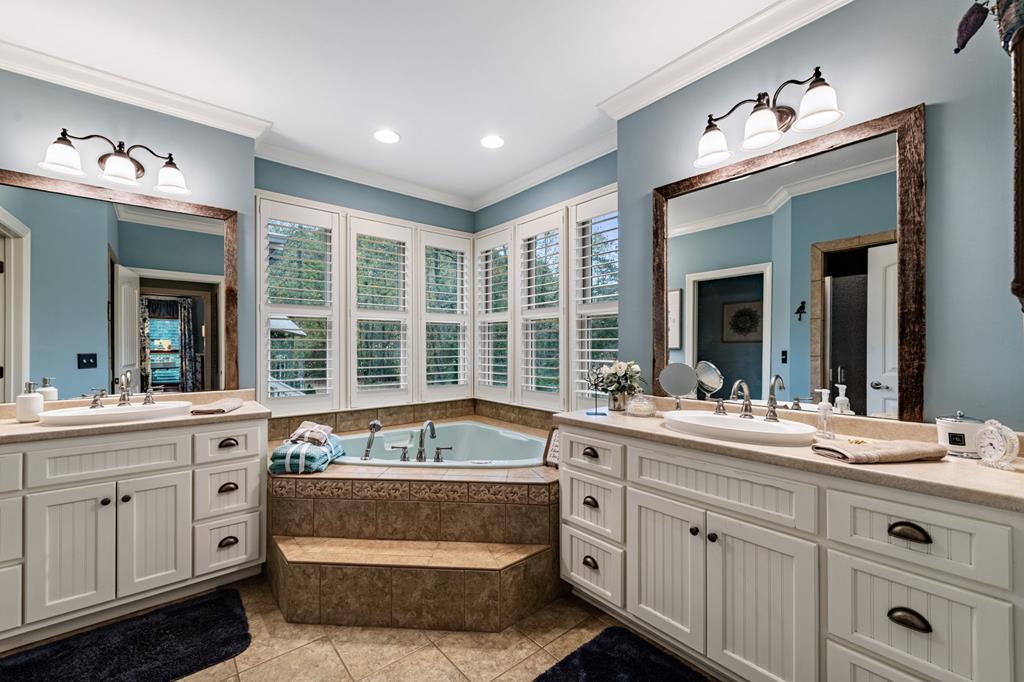 3349 Whitepath Road, Ellijay