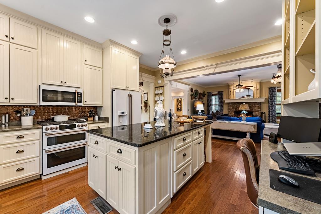 3349 Whitepath Road, Ellijay