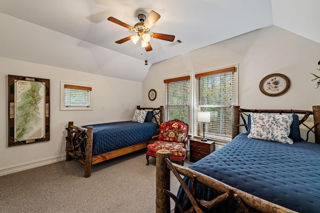 3349 Whitepath Road, Ellijay