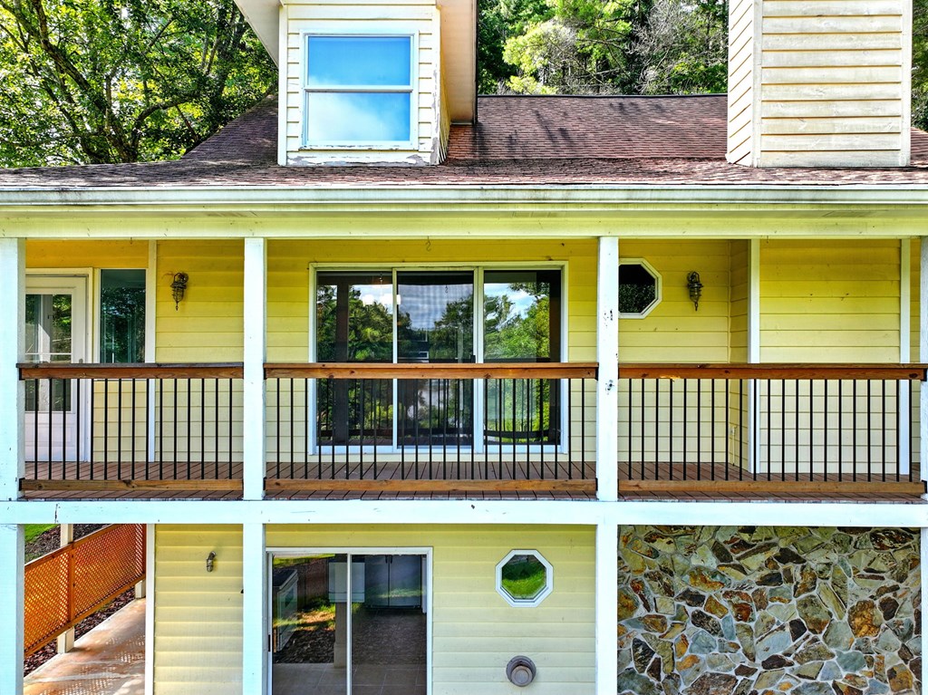 27 Twin Brook Drive, Blairsville