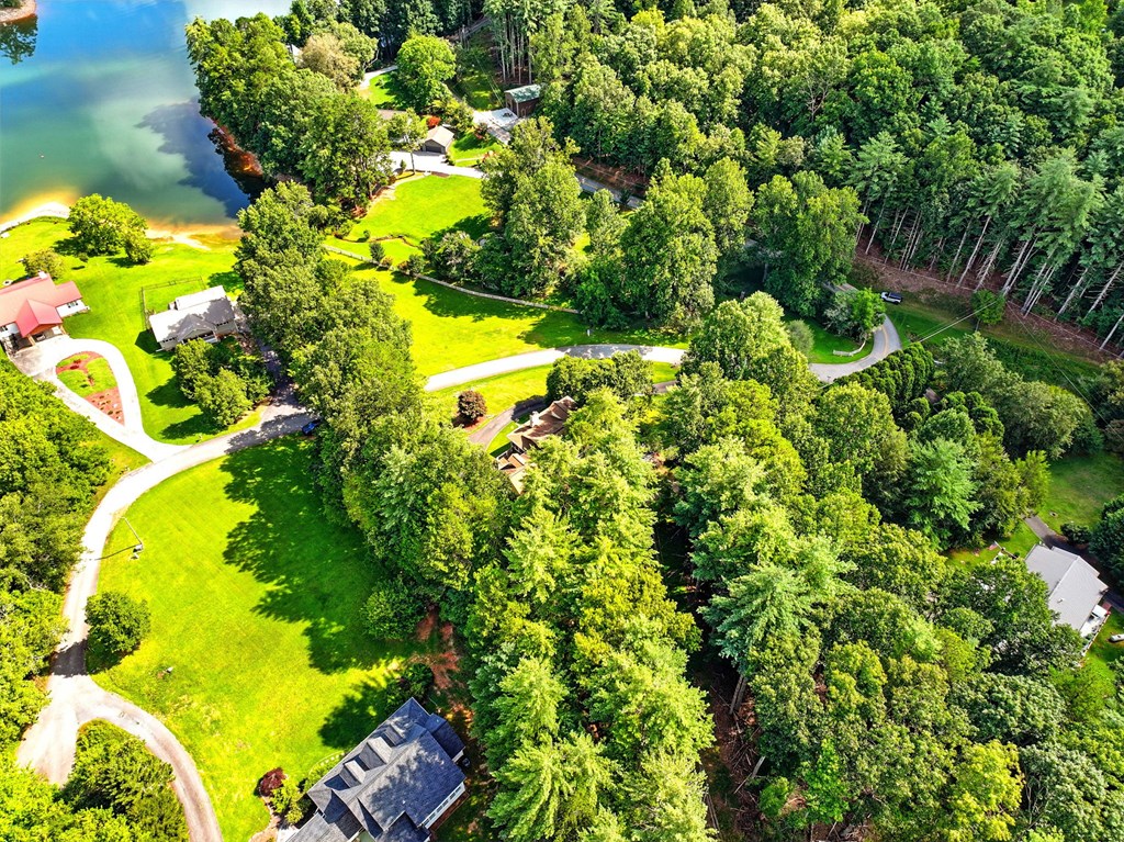 27 Twin Brook Drive, Blairsville