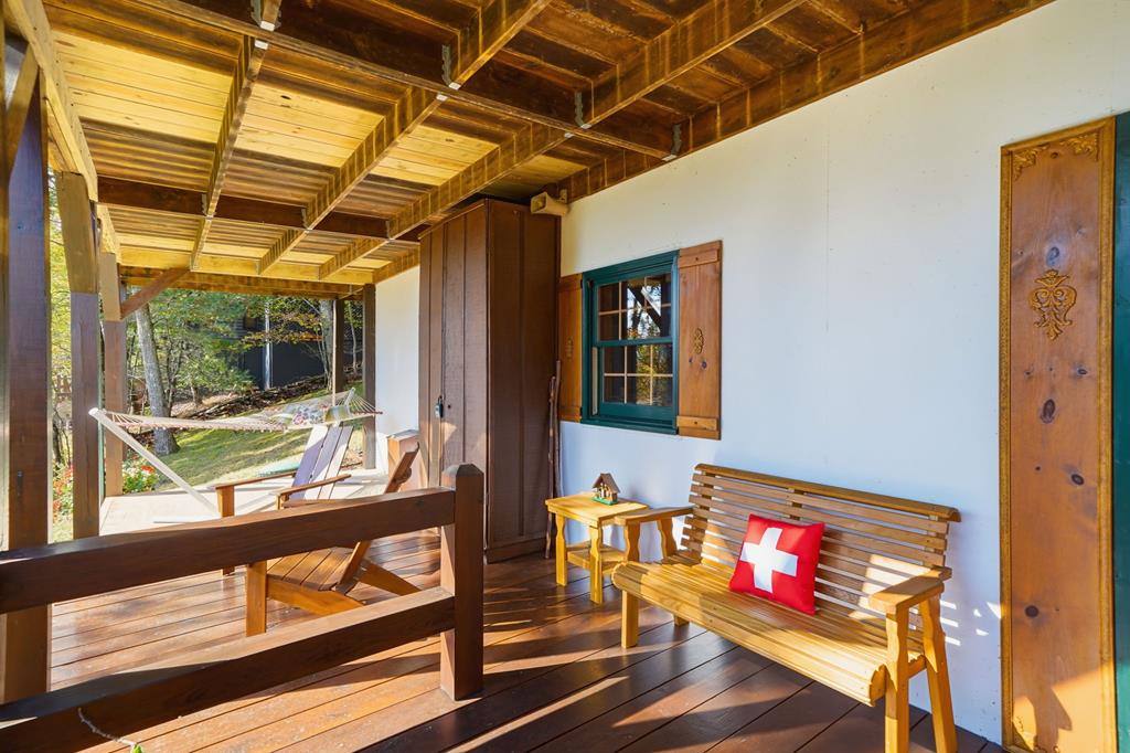 392 Eagles Nest Mountain Road, Blue Ridge