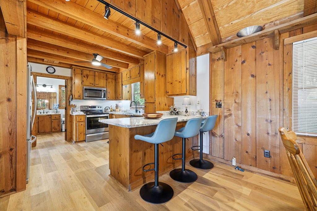 392 Eagles Nest Mountain Road, Blue Ridge