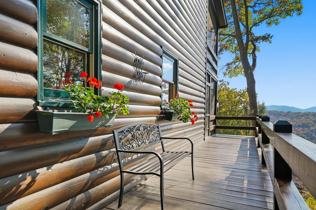 392 Eagles Nest Mountain Road, Blue Ridge