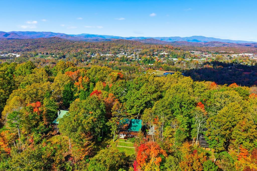 392 Eagles Nest Mountain Road, Blue Ridge