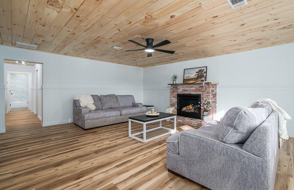 190 Northside Drive, Jasper