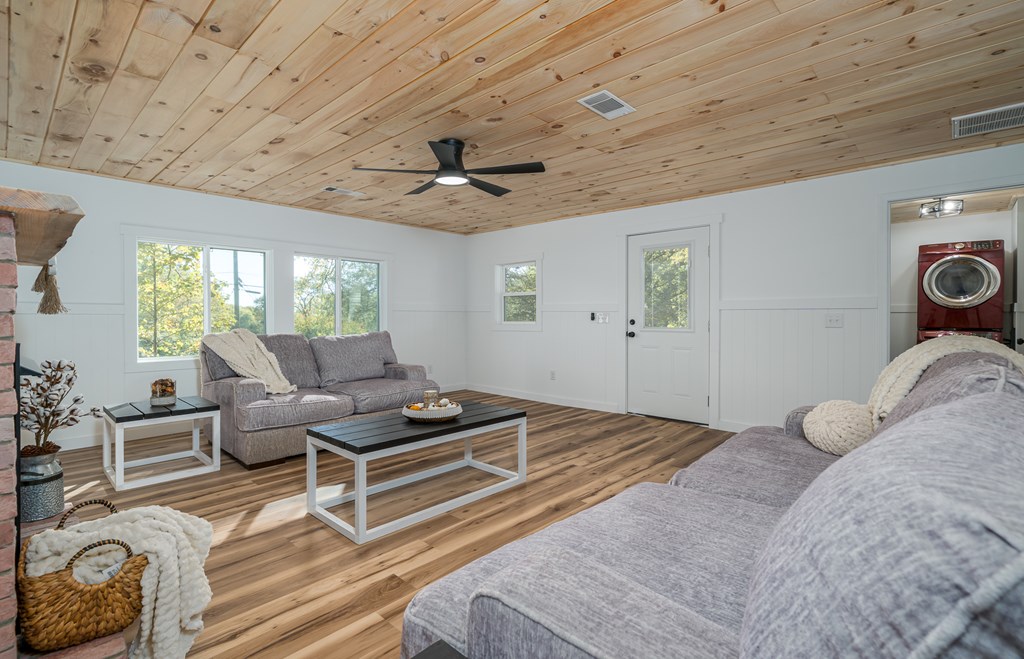 190 Northside Drive, Jasper