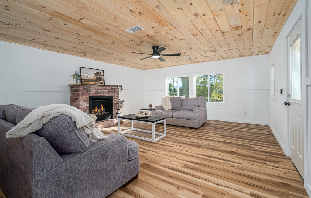 190 Northside Drive, Jasper