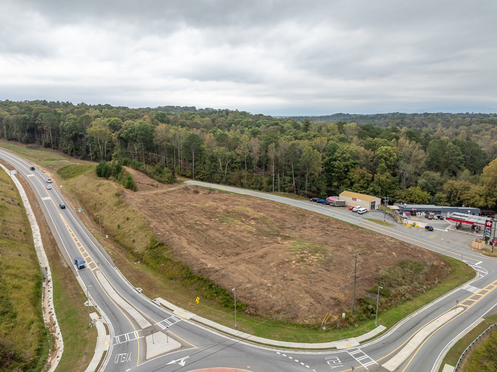 4.7 Acre Hwy 382 & Old Hwy 5s, Ellijay