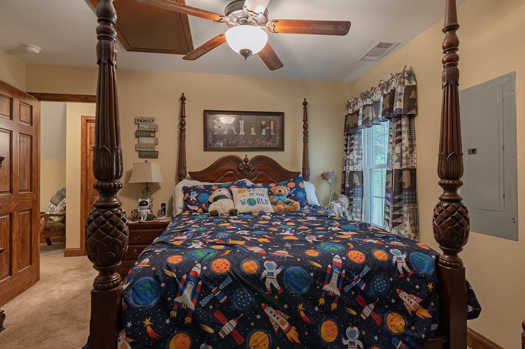 685 Chopped Oak Road, Ellijay