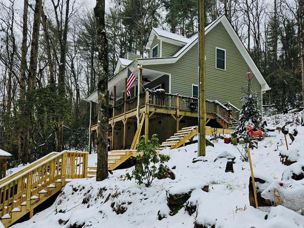 685 Chopped Oak Road, Ellijay