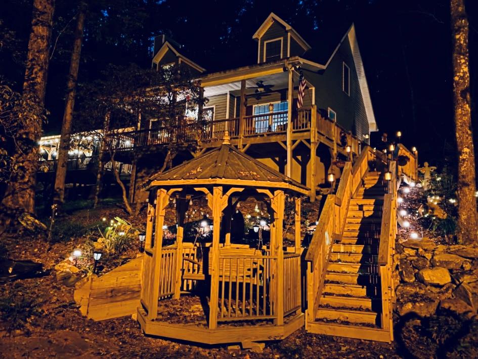 685 Chopped Oak Road, Ellijay