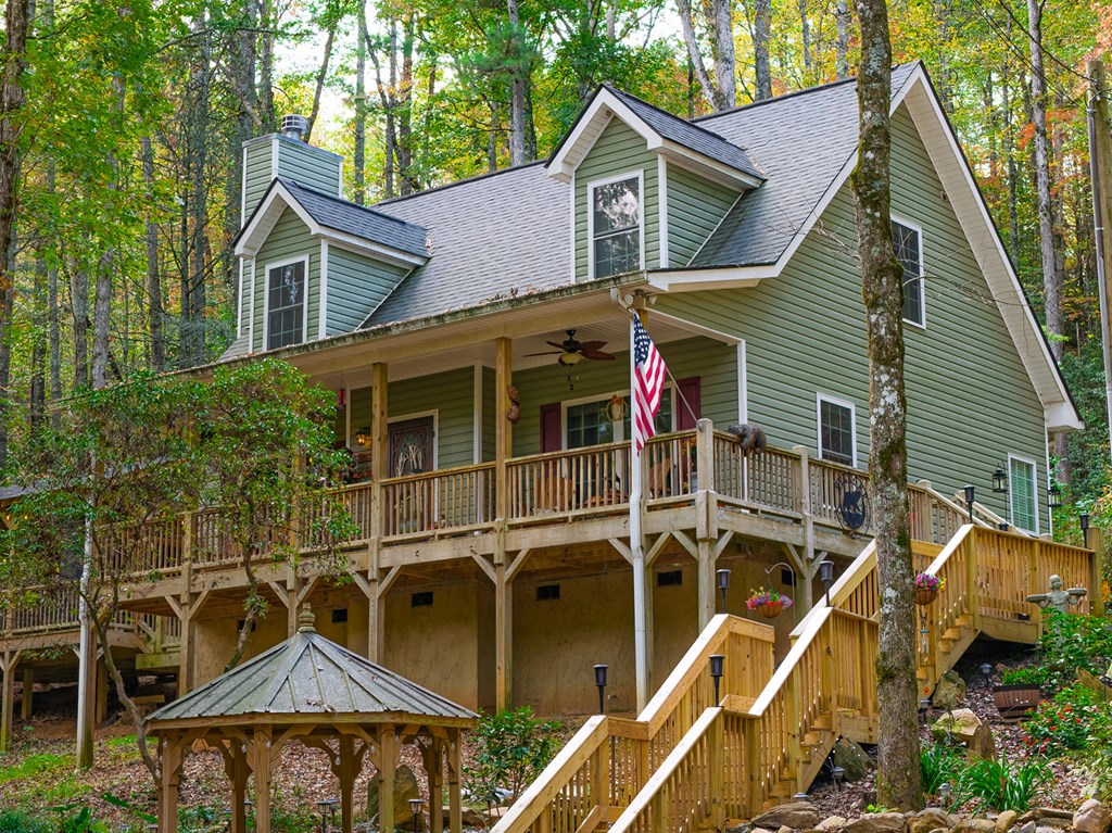 685 Chopped Oak Road, Ellijay
