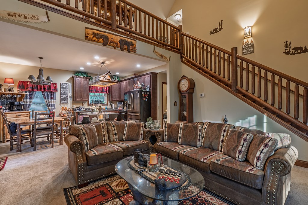 685 Chopped Oak Road, Ellijay