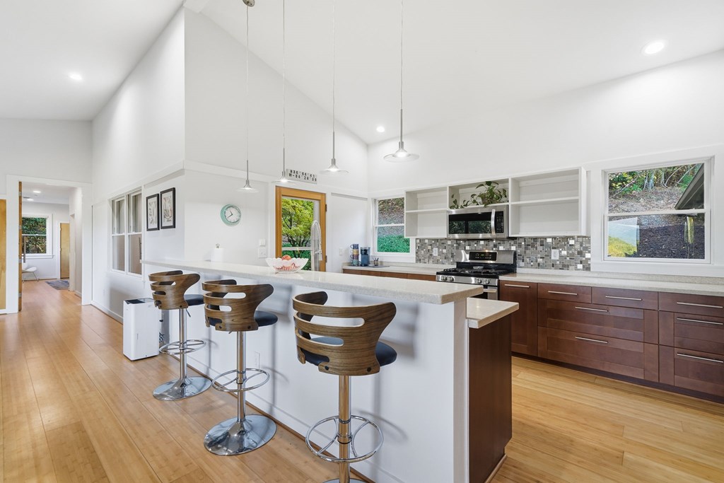 1047 Tickanetley Road, Ellijay