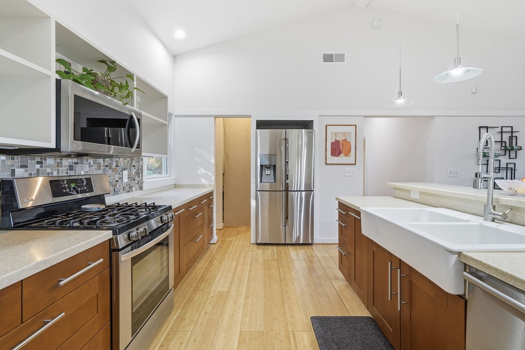 1047 Tickanetley Road, Ellijay