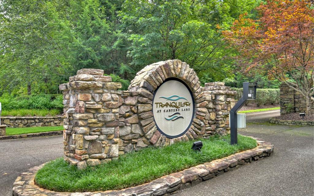 136 Whispering Ridge Court, Ellijay