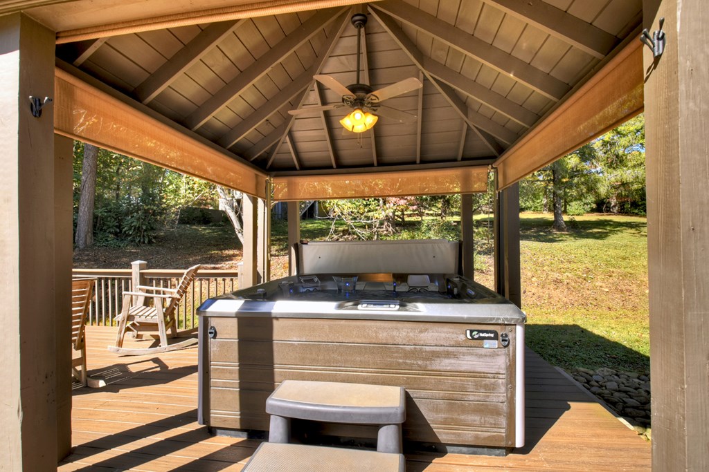 276 Westwoods Drive, Ellijay