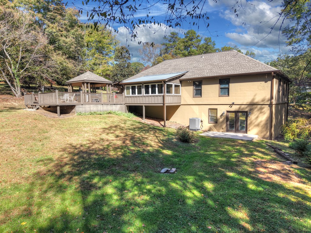 276 Westwoods Drive, Ellijay