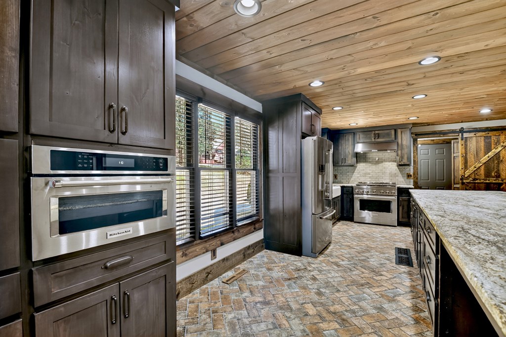 276 Westwoods Drive, Ellijay