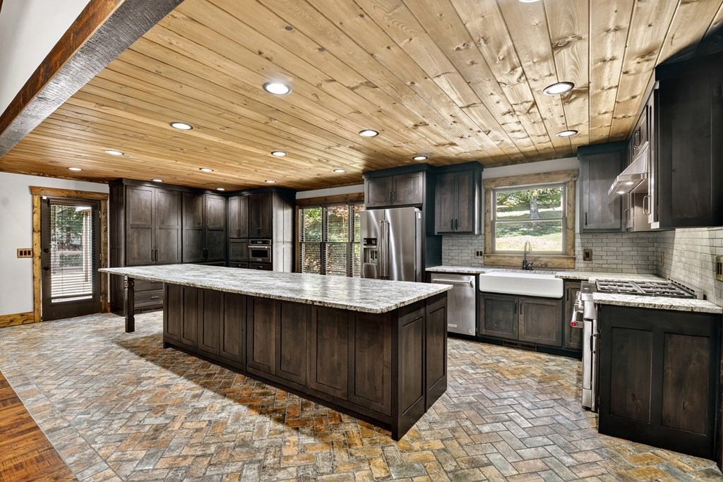 276 Westwoods Drive, Ellijay