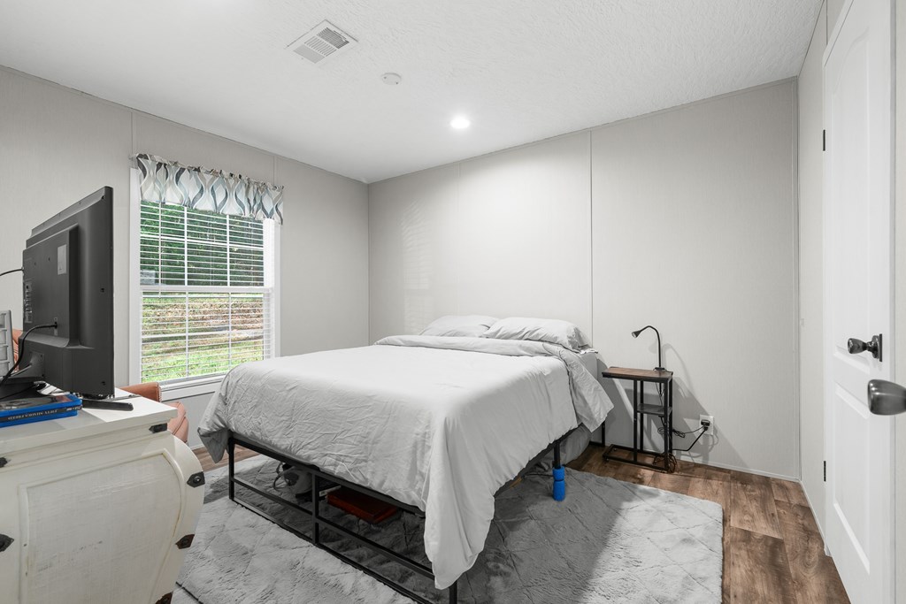 754 Holden Road, Ellijay