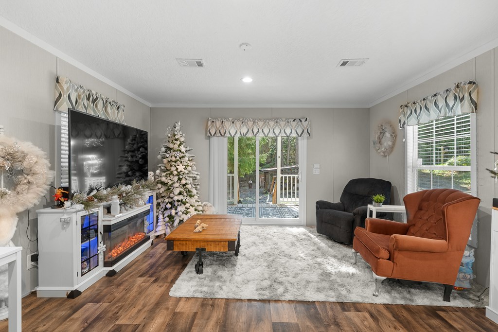 754 Holden Road, Ellijay