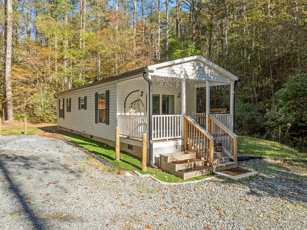 754 Holden Road, Ellijay