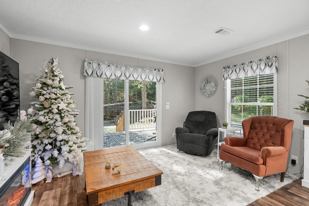 754 Holden Road, Ellijay