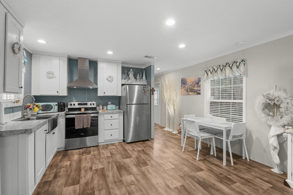 754 Holden Road, Ellijay