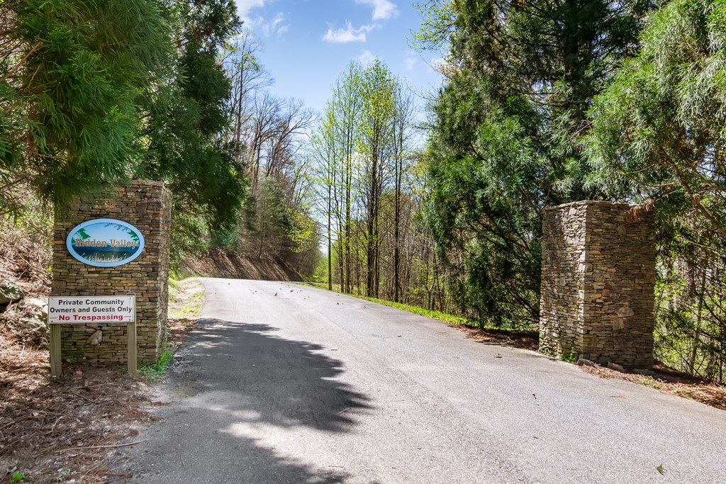 29 AC Hidden Valley Drive