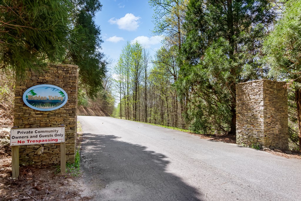 29 AC Hidden Valley Drive