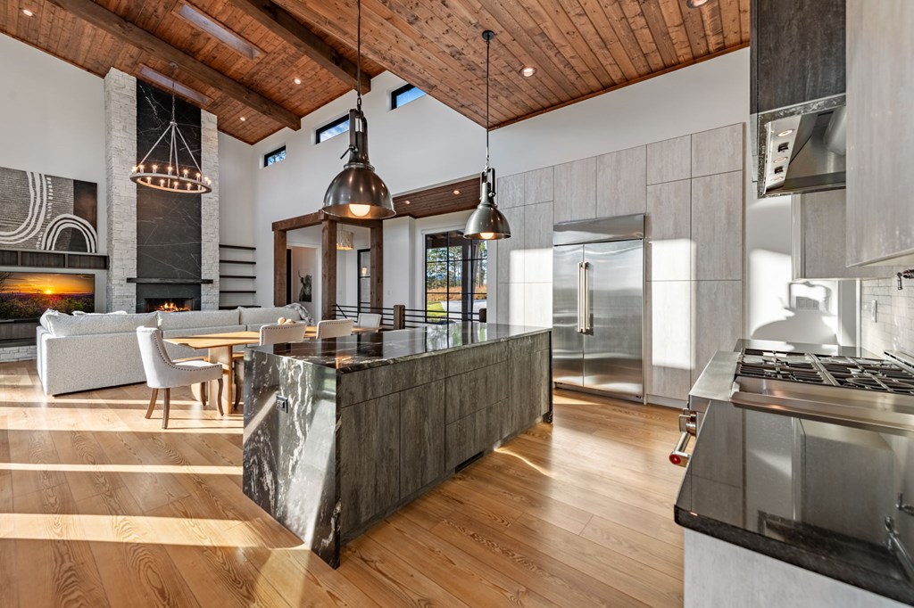 191 High River Landing