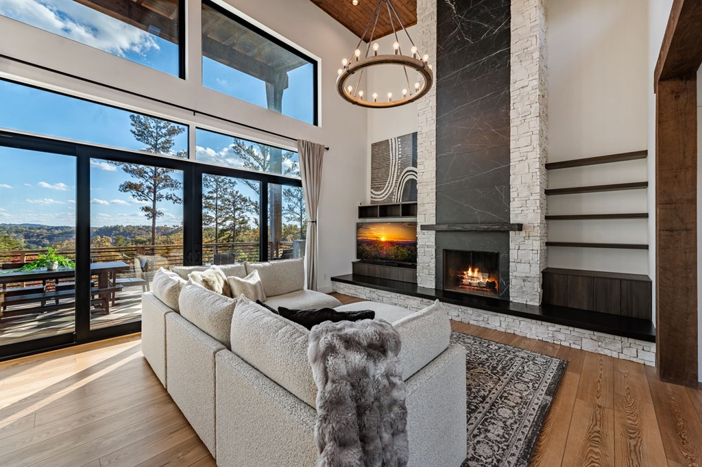 191 High River Landing