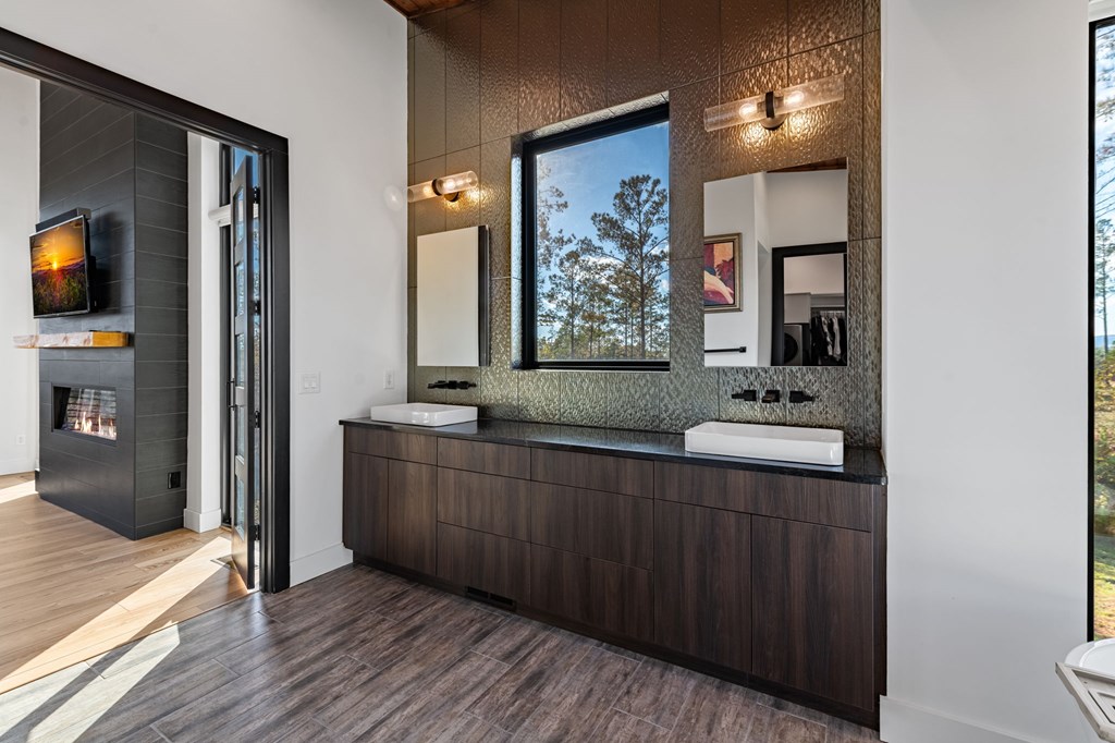 191 High River Landing