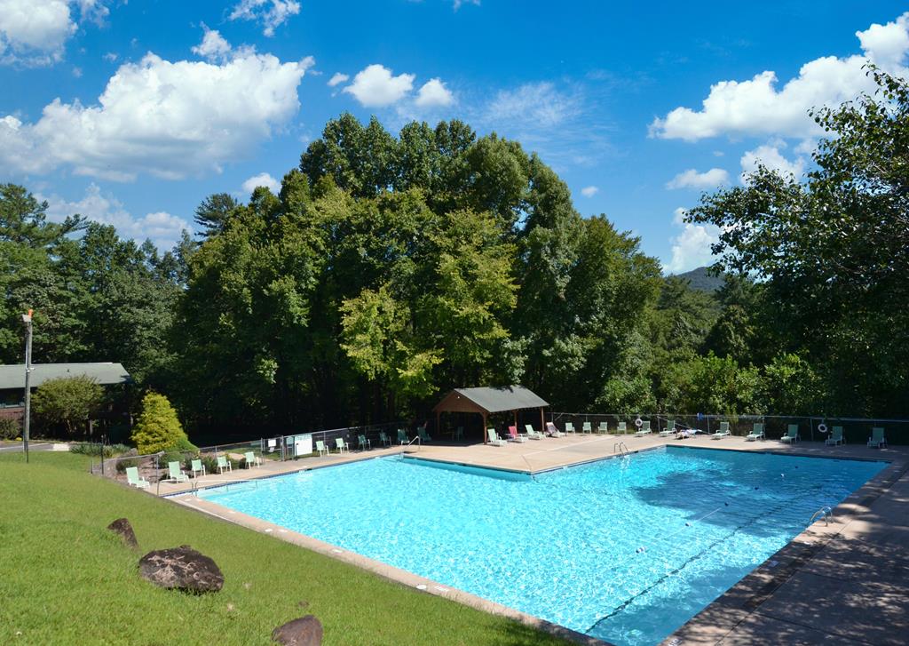 705 Laurel Ridge Drive