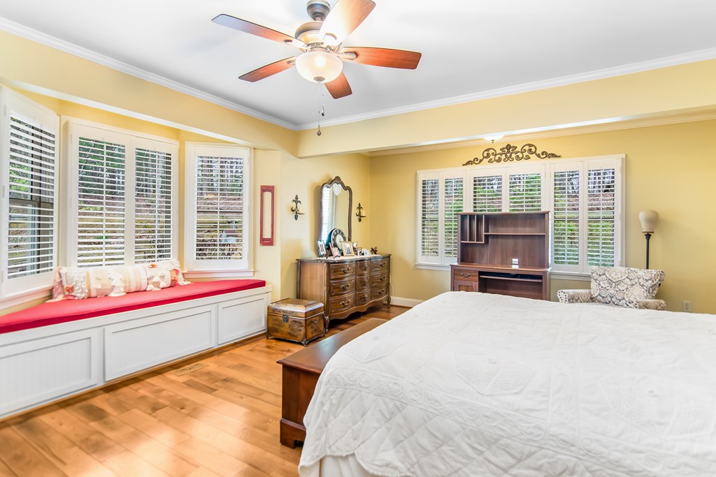 705 Laurel Ridge Drive