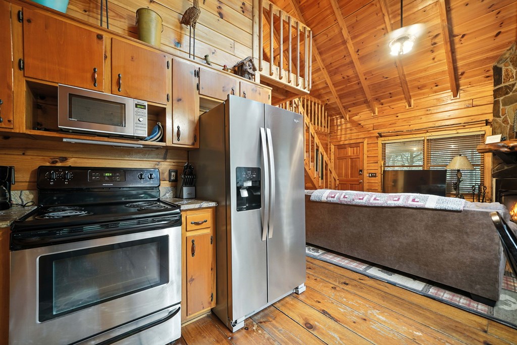 425 River Bend Court