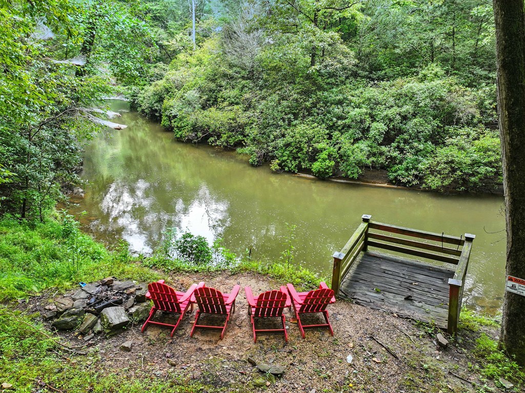 425 River Bend Court